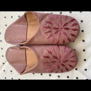 Moroccan room shoes, Size M brand new